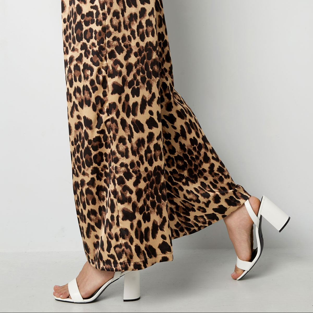 High waist leopard pants
