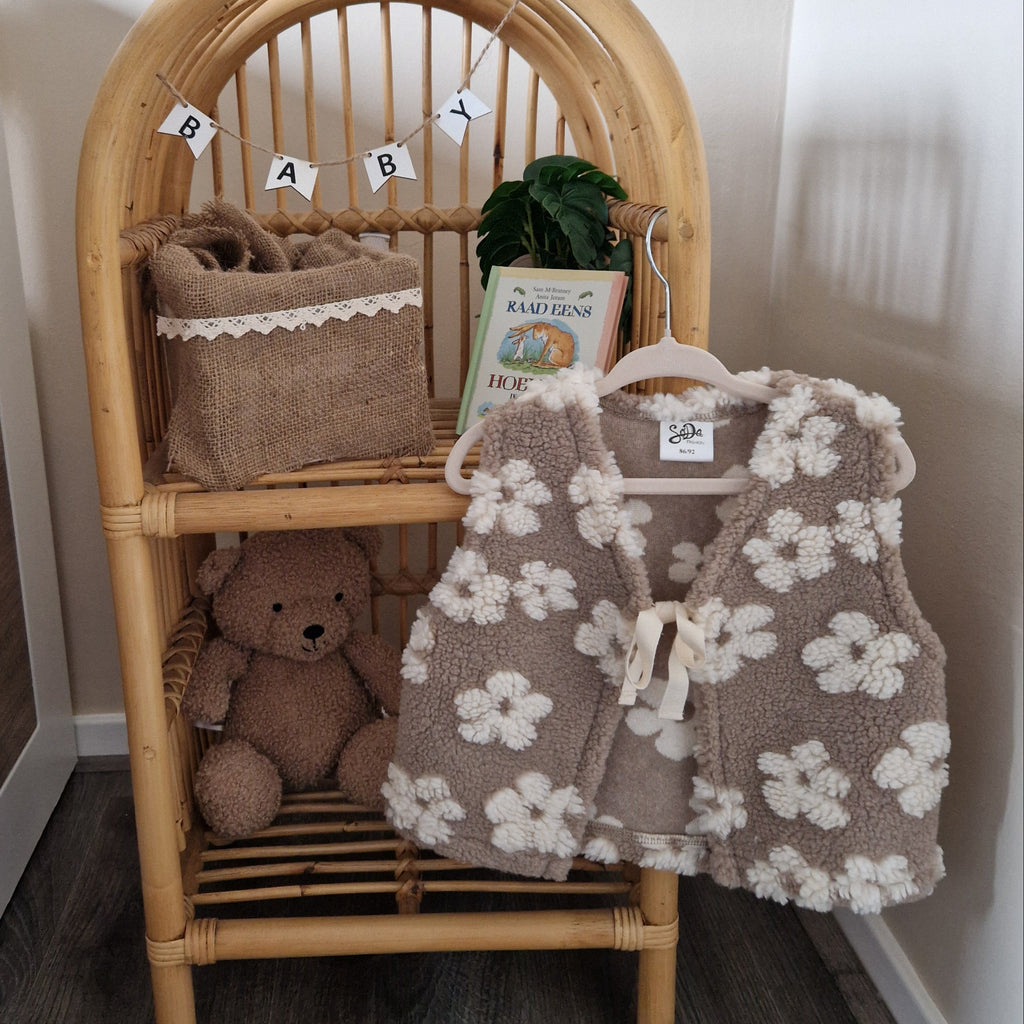 Teddy flower gilet taupe