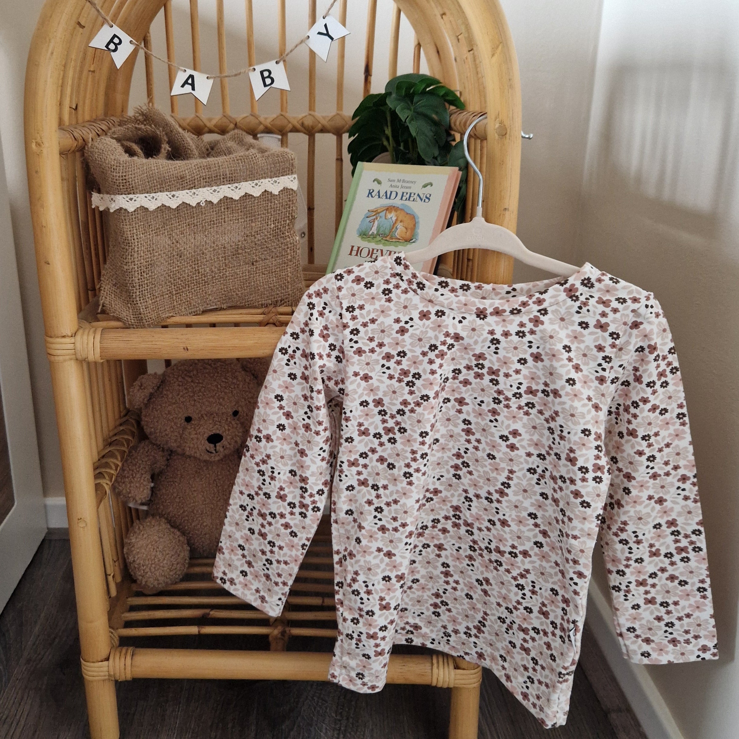 Multi flower longsleeve