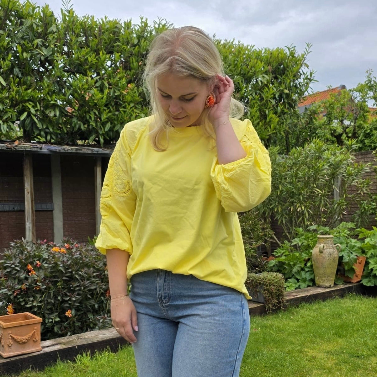Embroidery tops diverse kleuren